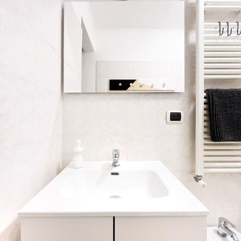 A casa di Pizz - Bilocale con parcheggio privato - Appartamento con 1 Camera da Letto - 16