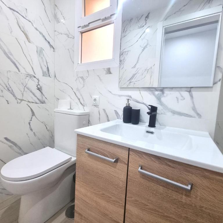 Aljaima II City Center and Beach Apartment - Apartamento de 1 dormitorio - 10