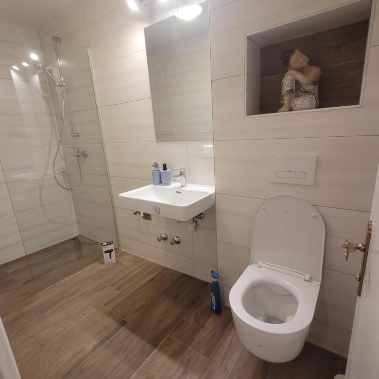 Apartmenthaus Edelweiss in Gosau - Apartment mit 1 Schlafzimmer, Balkon und Bergblick - 12