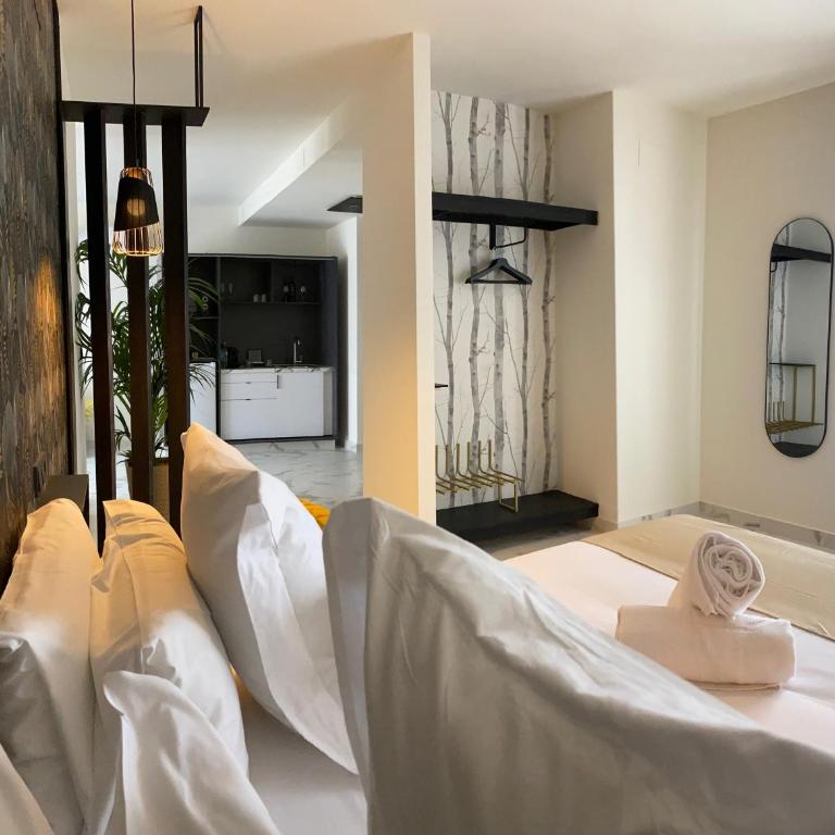 Reina Victoria La Plaza - Square Suite - 9