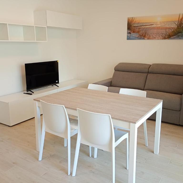 Residence Florinas con piscina - Family Apartments Lido di Jesolo - Appartamento - Piano Terra - 14