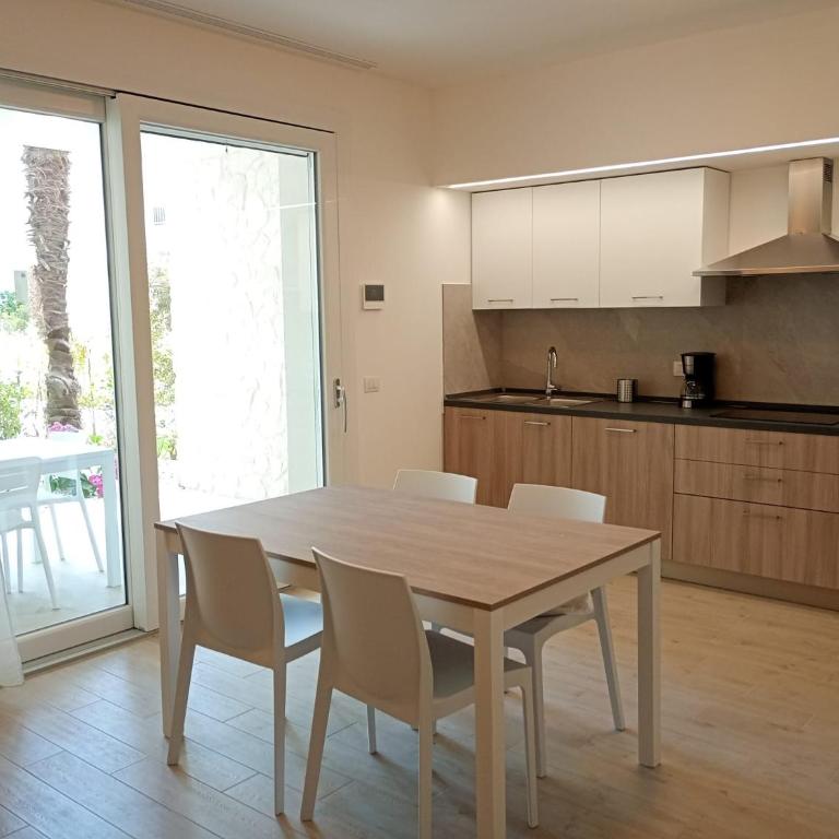 Residence Florinas con piscina - Family Apartments Lido di Jesolo - Appartamento - Piano Terra - 15