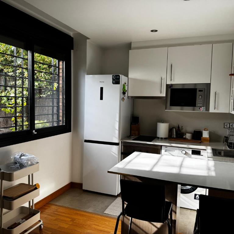 Apartamento Estudio con jardín - Alquiler corta duración - One-Bedroom Apartment - 6