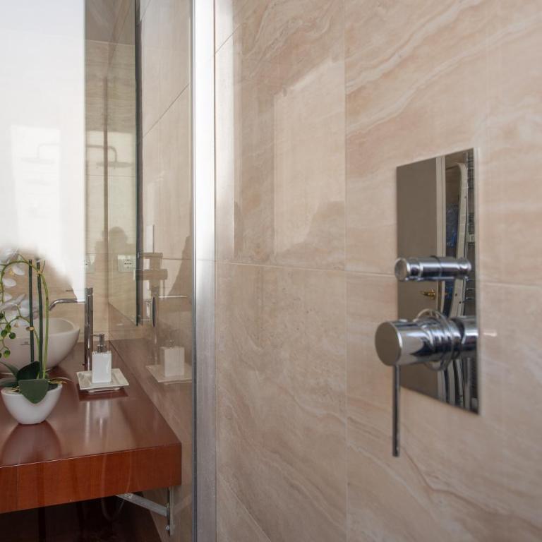 Benny Gold - Elegant apartment right next to the METRO - Appartamento con 2 Camere da Letto - 10