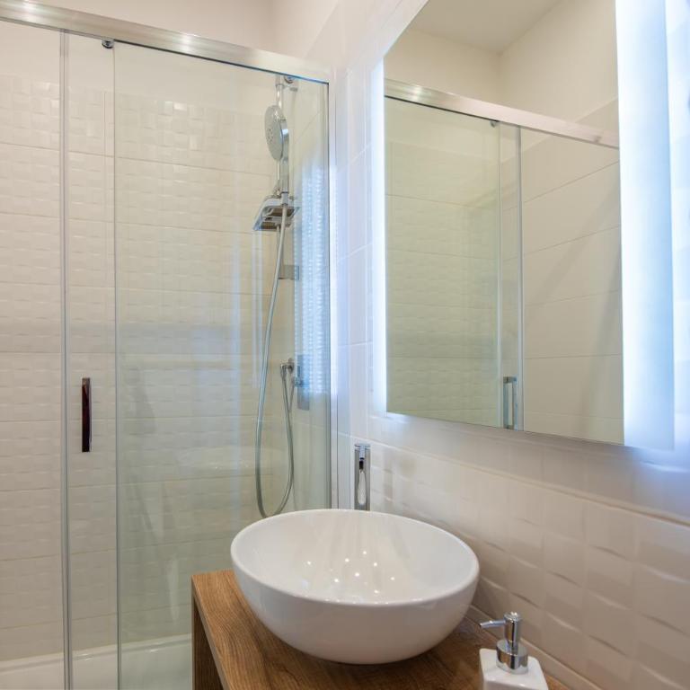 Benny Gold - Elegant apartment right next to the METRO - Appartamento con 2 Camere da Letto - 14