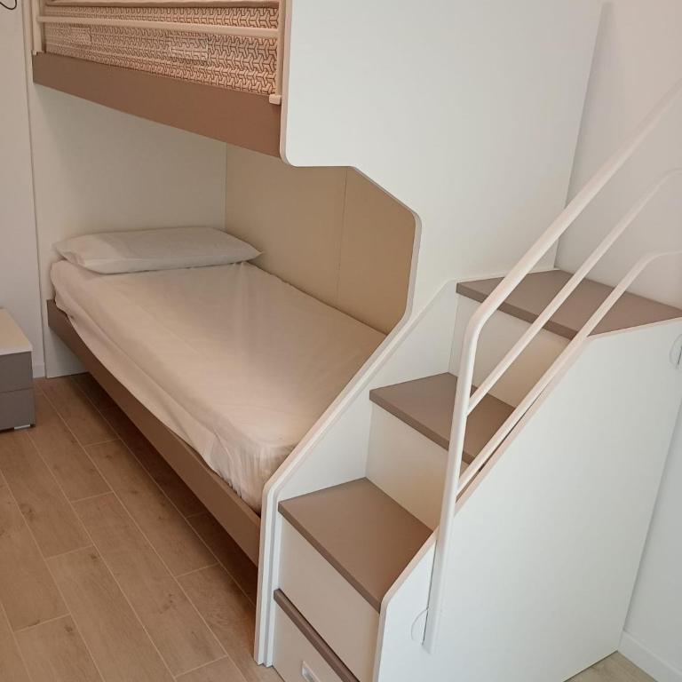 Residence Florinas con piscina - Family Apartments Lido di Jesolo - Appartamento con 2 Camere da Letto e Terrazza - 5