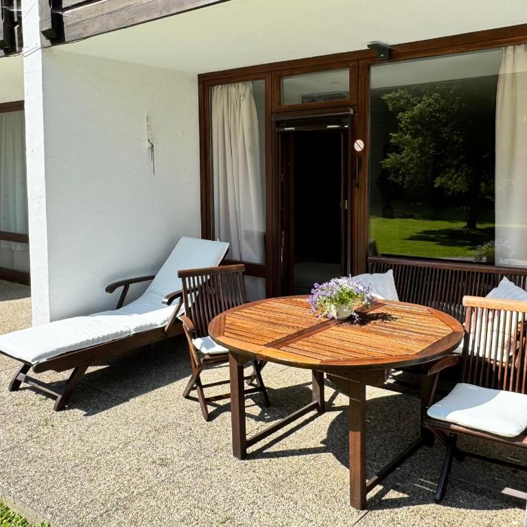 Grubhof Scholsspark, Studio Lofer mit Garten und Schwimmbad - Apartment - 3