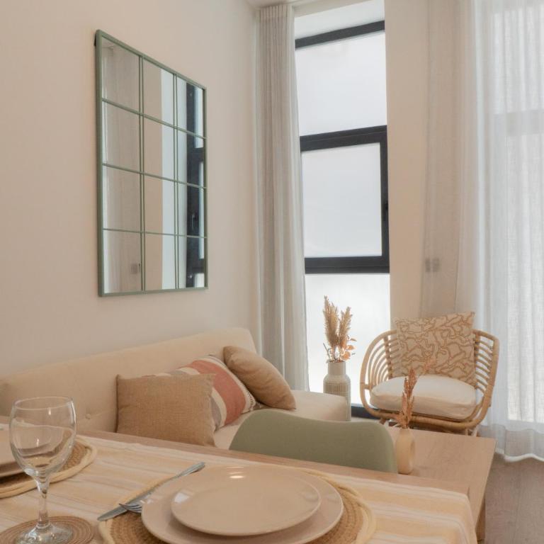 Stylish downtown charm - One-Bedroom Apartment - 12