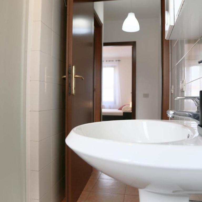 Agostino Airport Apartament pisa - Appartamento con 2 Camere da Letto - 11