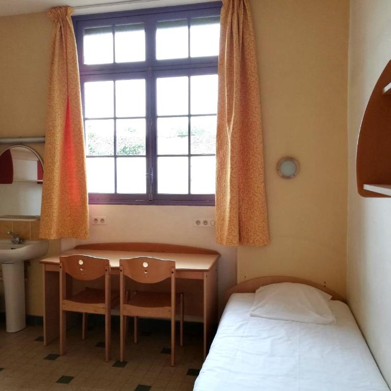 Campus Santa Maria - Chambre Simple avec Salle de Bains Commune - 2
