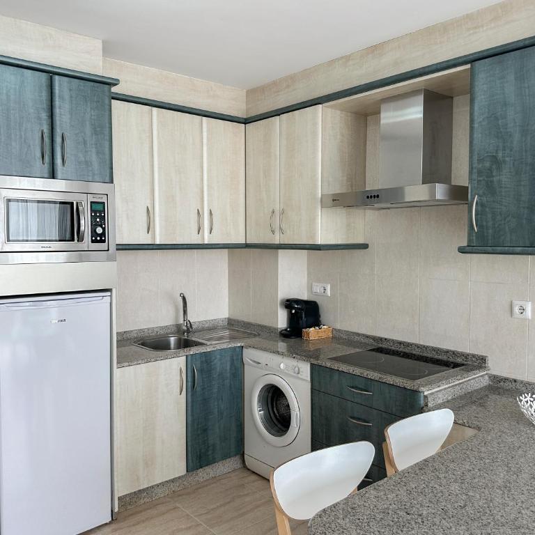 Apartamentos Rozas Vellas - Apartamento de 2 dormitorios con vistas al mar - 2
