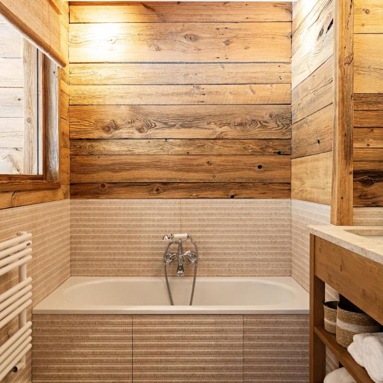 Les Chalets de la Source 3 - Luxe - Skis aux pieds - 12 personnes - Chalet Supérieur - 32
