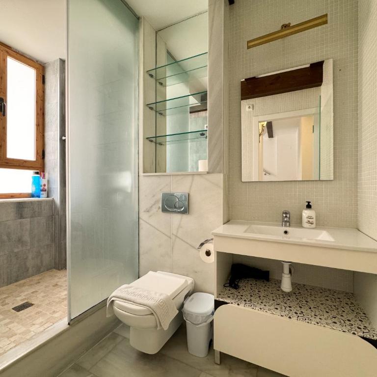 Duplex en el Carmen 2 - Apartment with Shower - 8