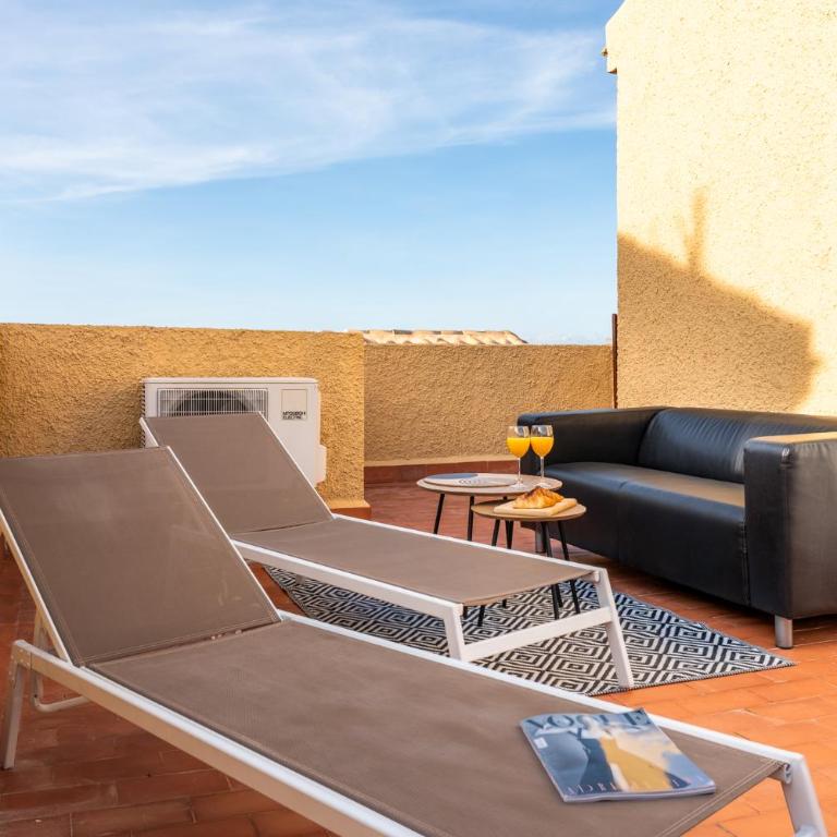 Casa Solsiesta Modern 3BR Townhouse in Gran Alacant with AC and Shared Pool - Three-Bedroom Townhouse - 41
