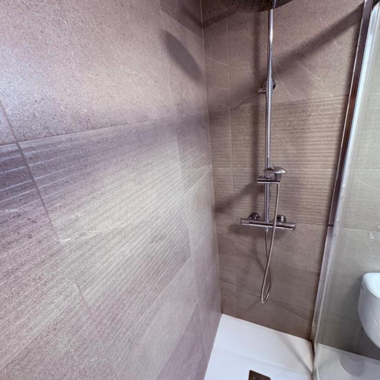 Apartamento Céntrico , Cómodo, Tranquilo y con WiFi - One-Bedroom Apartment - 17
