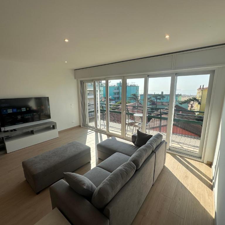 Mareblu 45 - Seaview Luxury Apartment - Appartamento con 2 Camere da Letto e Vista Mare - 18