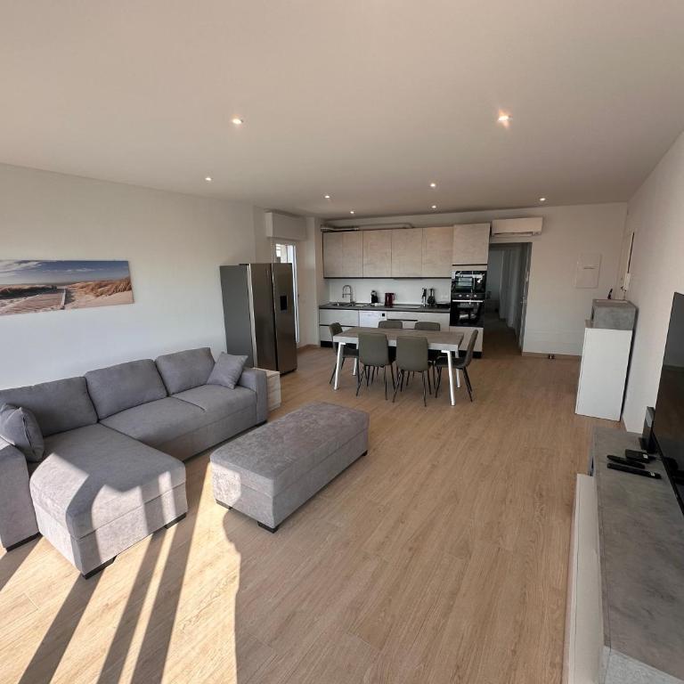 Mareblu 45 - Seaview Luxury Apartment - Appartamento con 2 Camere da Letto e Vista Mare - 4