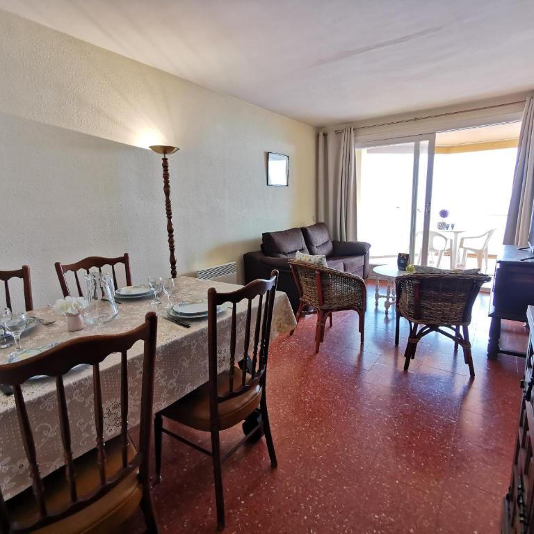 Apartamento frente al mar en Platja d'Aro - ES-209-3 - Apartamento - 20