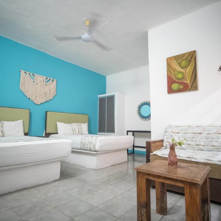 Hotel Posada Aurora - Standard Double Room with Two Double Beds - 1