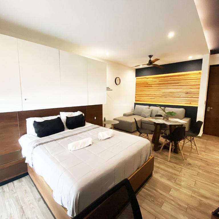 WorkSpace-Reliable WIFI-AC close to everything - One-Bedroom Apartment - 8