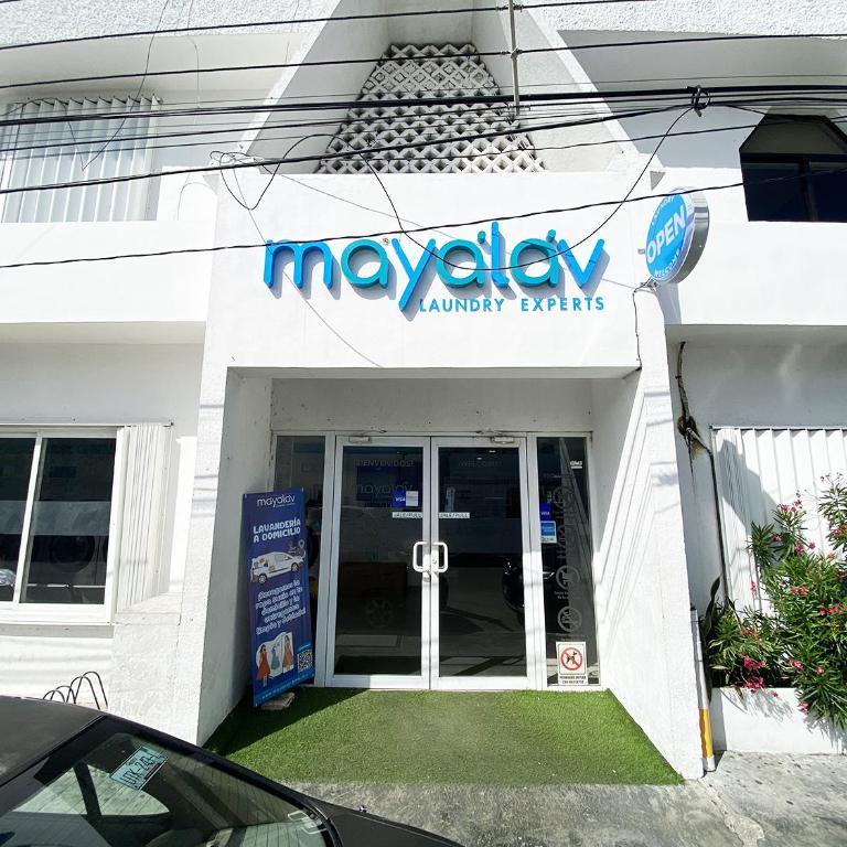 WorkSpace-Reliable WIFI-AC close to everything - One-Bedroom Apartment - 25