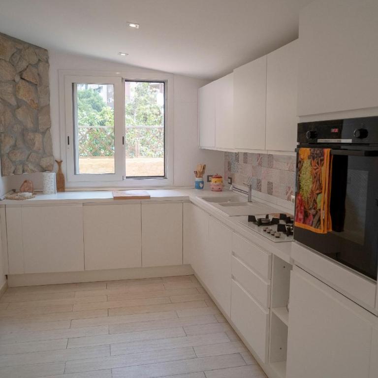 PinetaHome mare&citta' - Promozione lavori facciata - Three-Bedroom Apartment - 4