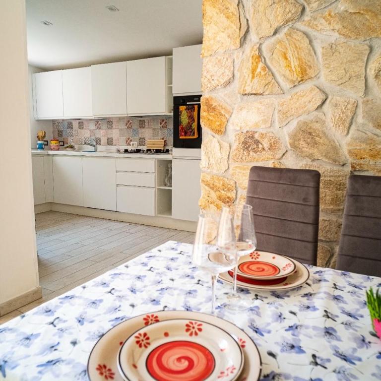 PinetaHome mare&citta' - Promozione lavori facciata - Three-Bedroom Apartment - 9