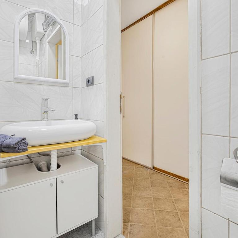 Noni - Apartman sa 1 Spavaćom Sobom - 11