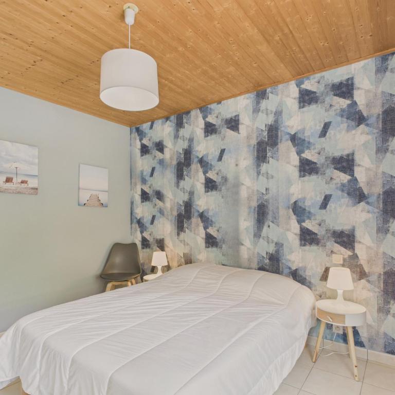 Maison moderne et piscine commune - Vacation Home - 11