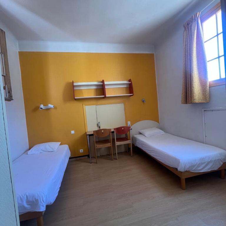 Campus Santa Maria - Chambre Double avec Salle de Bains Commune - 1