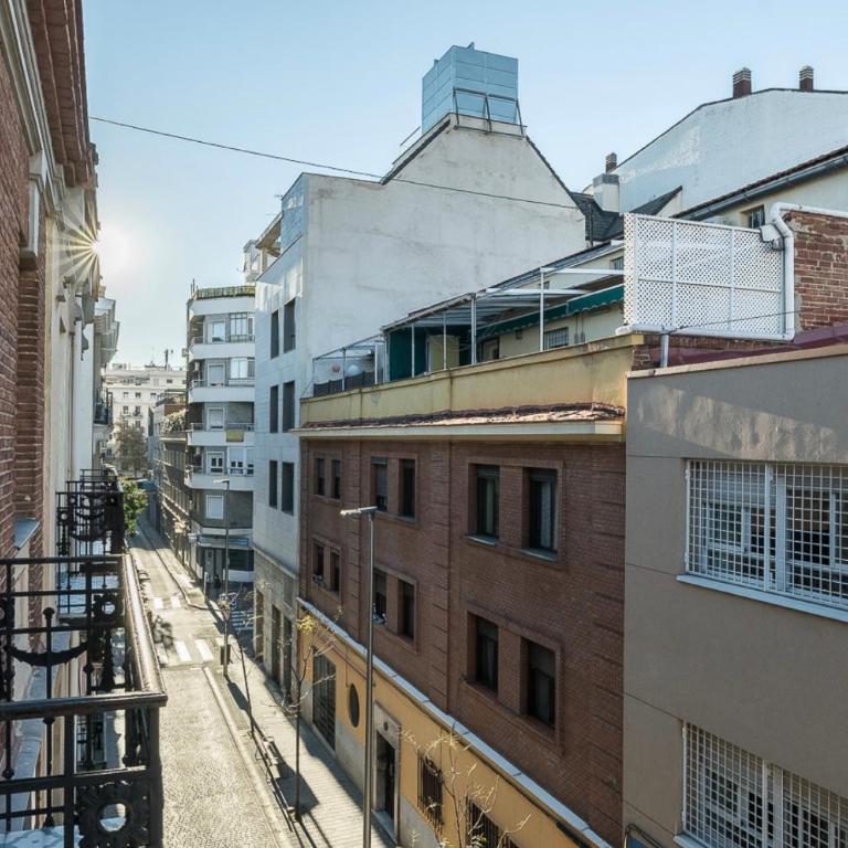 dPLACE To Be - Luxury apartments in Barrio de Salamanca - Apartamento Deluxe de 2 dormitorios con balcón - 1