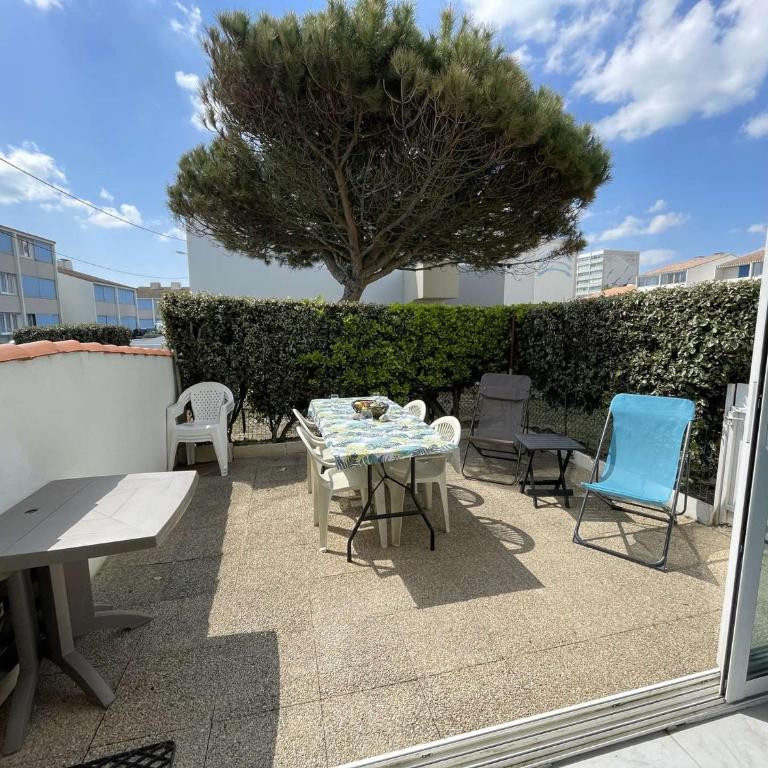Studio confortable avec terrasse et parking à 300m de la plage - FR-1-224C-236 - Apartment - 3