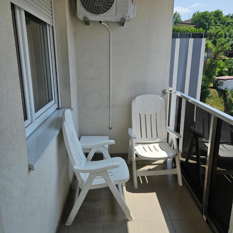 Comfort pored Klinickog Centra - Apartman sa 2 Spavaće Sobe - 9