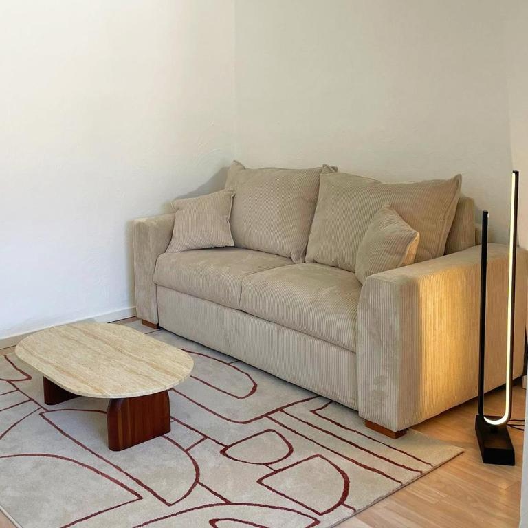 Chic studio Palais 2 min away - Apartment mit 1 Schlafzimmer - 2