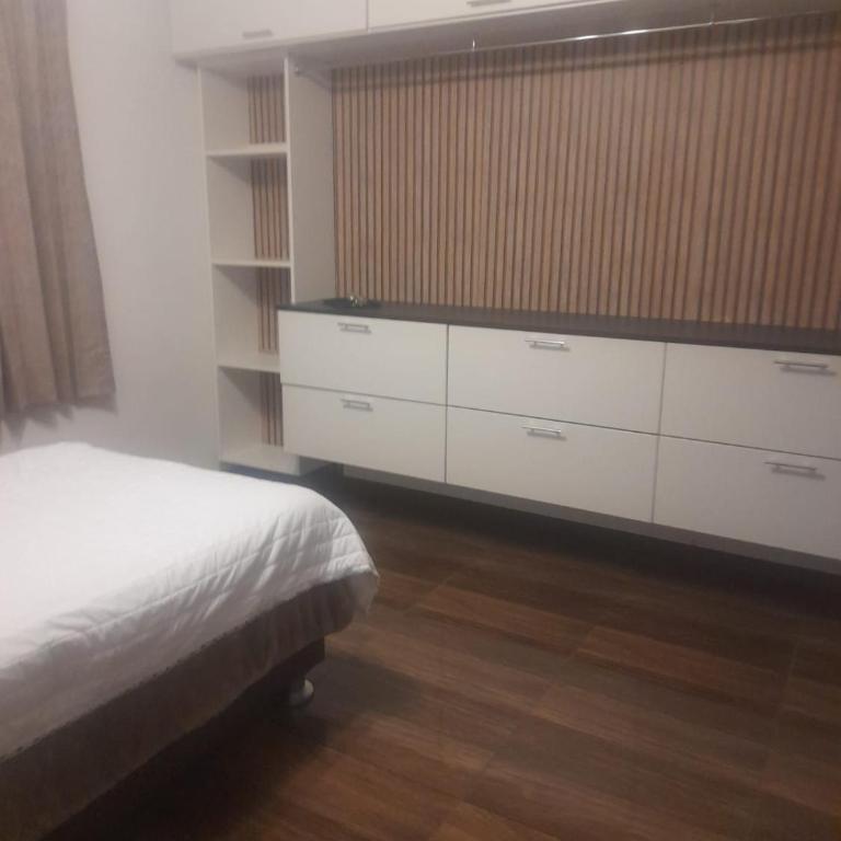 Apartment with a beautiful view and peace - Three-Bedroom Apartment - 3