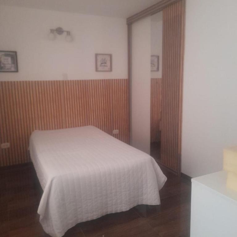 Apartment with a beautiful view and peace - Three-Bedroom Apartment - 6