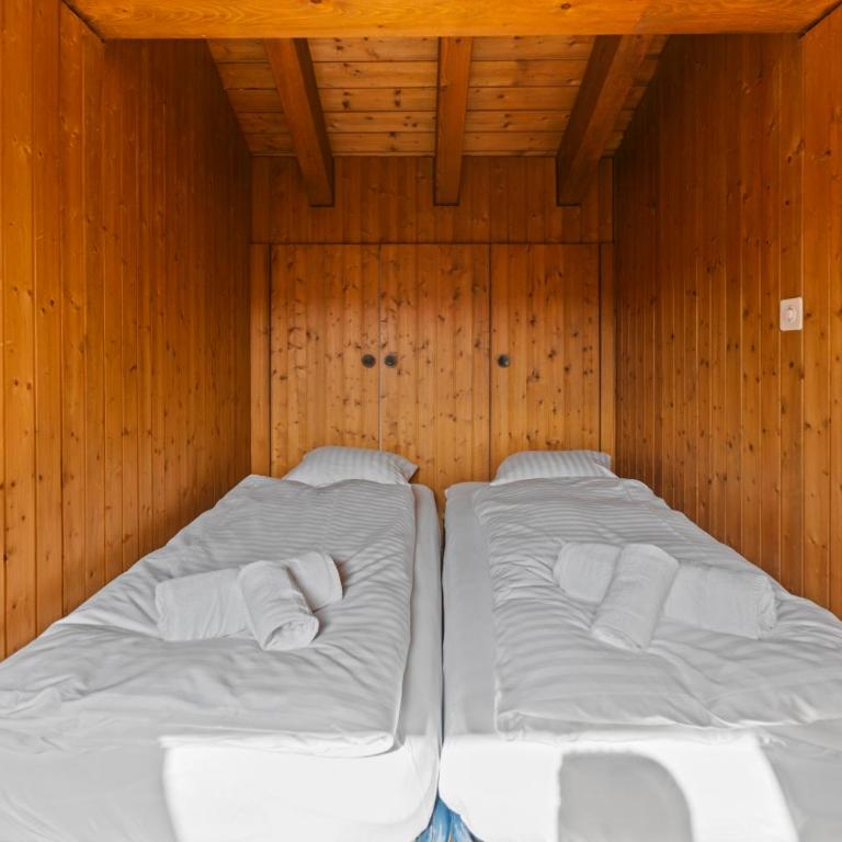 Piscine, Ski & Vue sur le lac - Crans 6 pers - Appartement 3 Chambres - 9