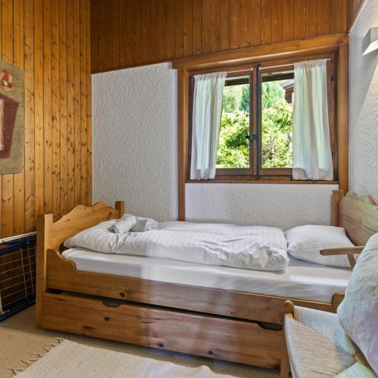 Piscine, Ski & Vue sur le lac - Crans 6 pers - Appartement 3 Chambres - 6