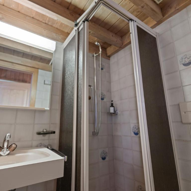 Piscine, Ski & Vue sur le lac - Crans 6 pers - Appartement 3 Chambres - 38