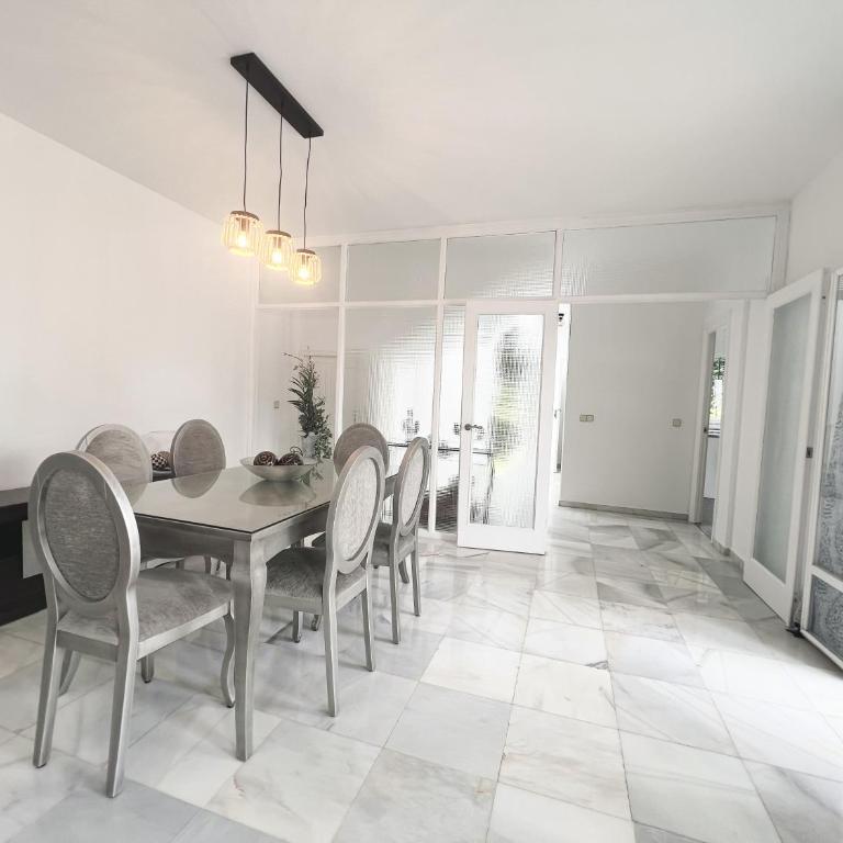 Villa Malibú close to Puerto Banús by Marbella Vacances - Villa con piscina privada - 13