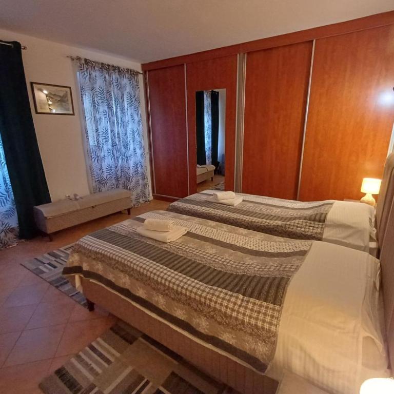 Old Town Mattarelli with Balcony and Street View - One-Bedroom Apartment - 28