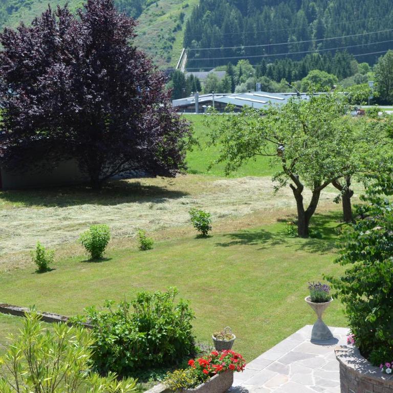Landhaus Königsreiner - Doppelzimmer mit Bergblick - 10