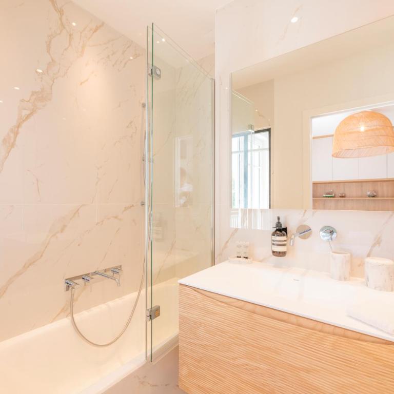 Villa Les Peupliers avec piscine privée et sauna - Villa - 31