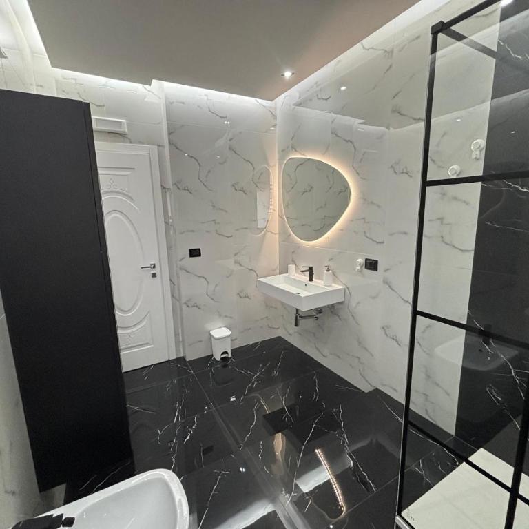 Casa Vacanze Bellavista - Camera Matrimoniale con Bagno Privato - 10