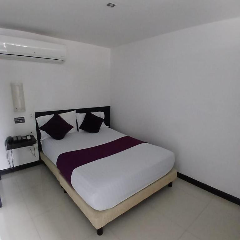 Hotel Plaza Norte Cali - Estudio Estándar - 1