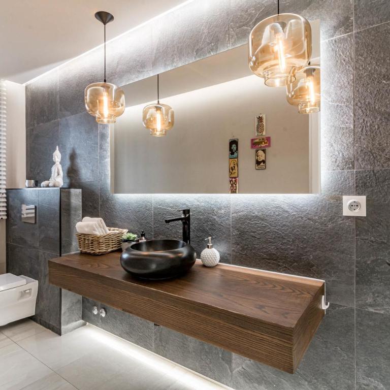 Villa Nottingham: Stunning private villa - Casa - 90