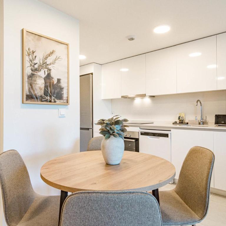 AE2.2B - Newly built with big and sunny balcony - Apartamento - 16