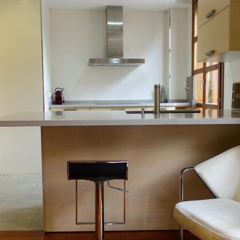 Moderno Apartamento en la Plaza del Tossal - Apartment with Shower - 9