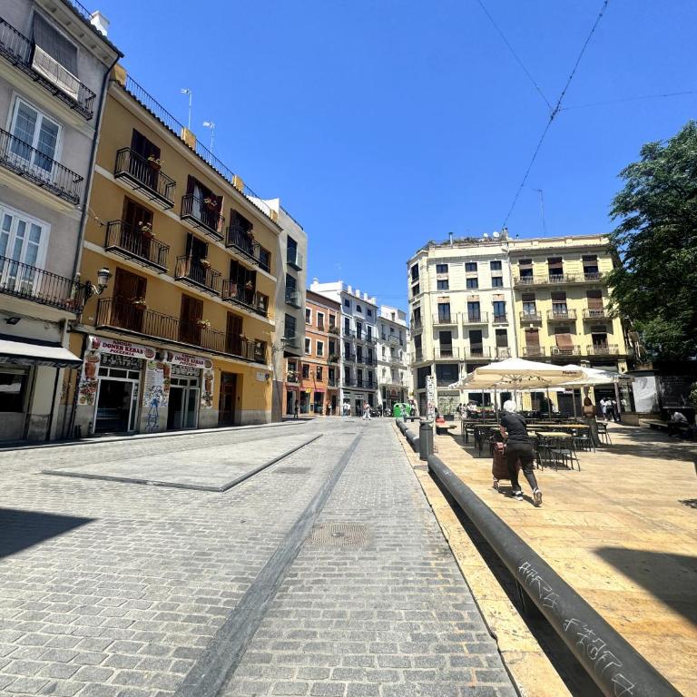 Moderno Apartamento en la Plaza del Tossal - Apartment with Shower - 14