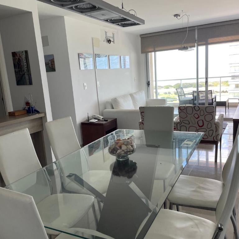 Piso exclusivo con vista al amanecer del mar - Two-Bedroom Apartment - 31